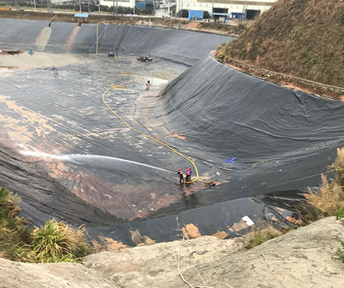 靖边废水池清理
